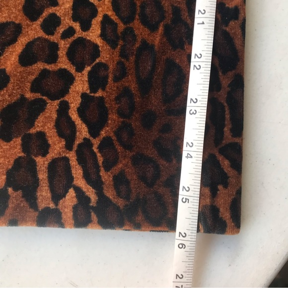 VINTAGE Carole Little Velour Bold Animal Print Cropped Pants - Picture 4 of 5